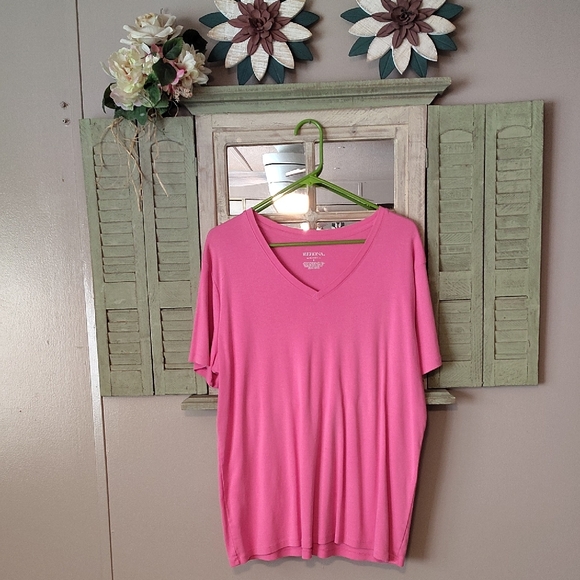 Merona Bright Pink V-Neck Short Sleeve Top - Picture 1 of 3